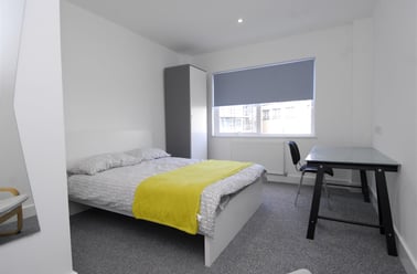 2A Old Town Street, City Centre, Plymouth - Image 2